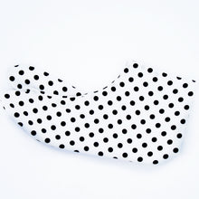 画像をギャラリービューアに読み込む, 足袋 / ドット(白×黒)