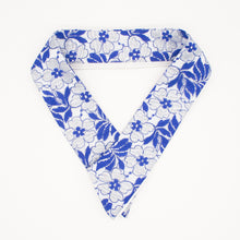 画像をギャラリービューアに読み込む, つけ替え衿 / シルバーラメとブルーのレース